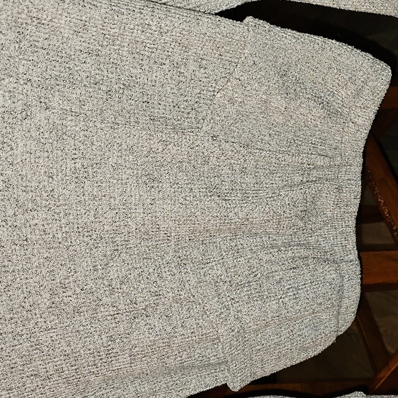 Youth girls sz small BKE waffle print hooded top. Super cute Like NEW!! - Picture 9 of 11